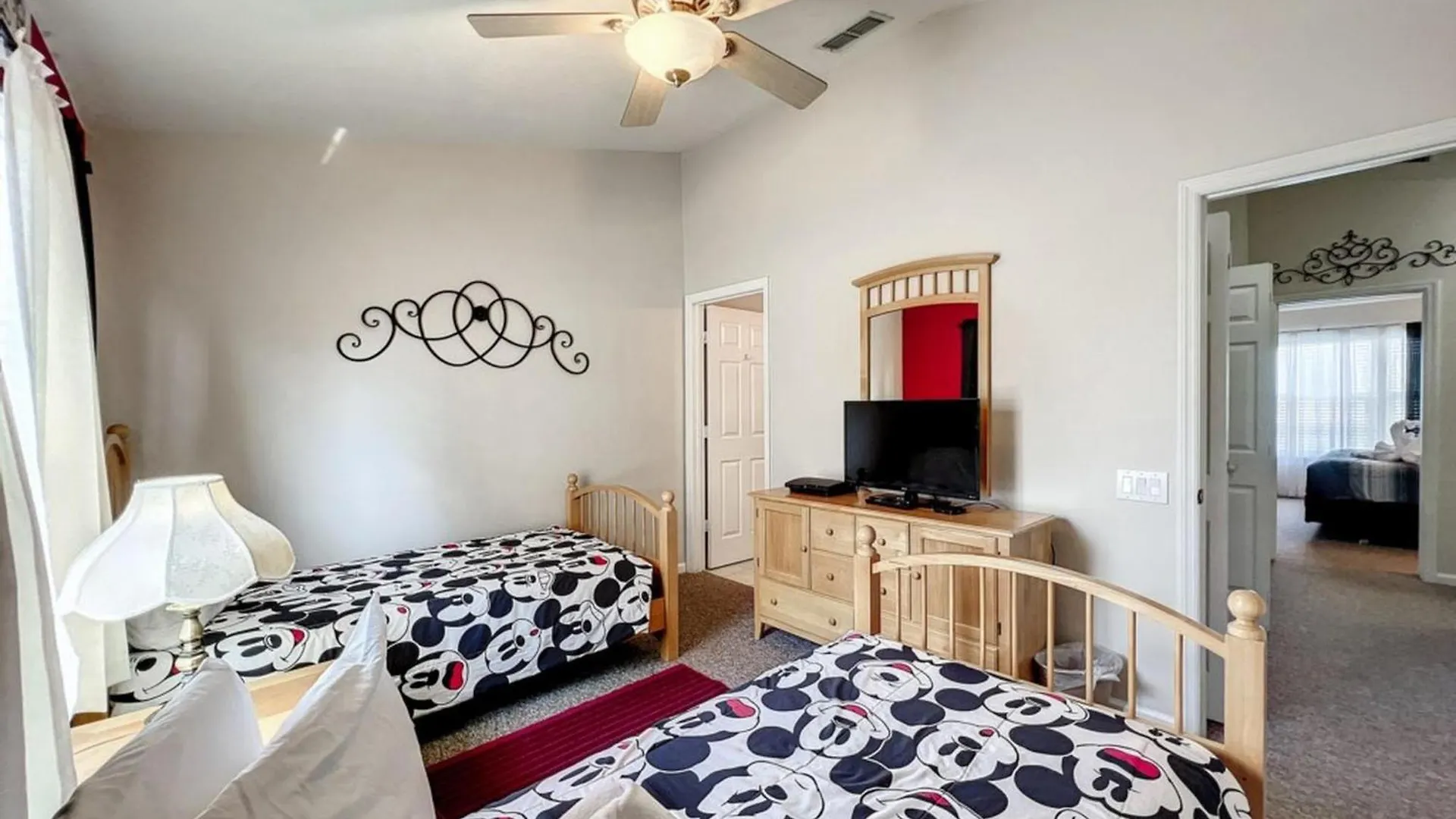 Krista's Tropical Escape: Near Apartment Kissimmee