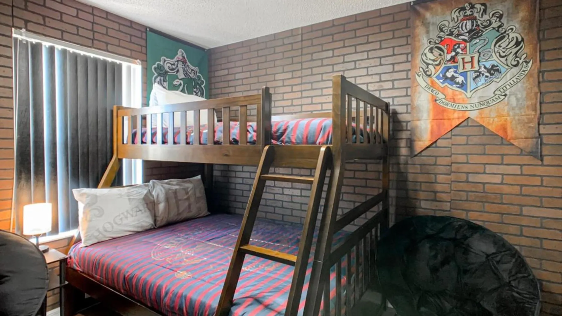 Hogwarts Escape: Magical Retreat Near Kissimmee