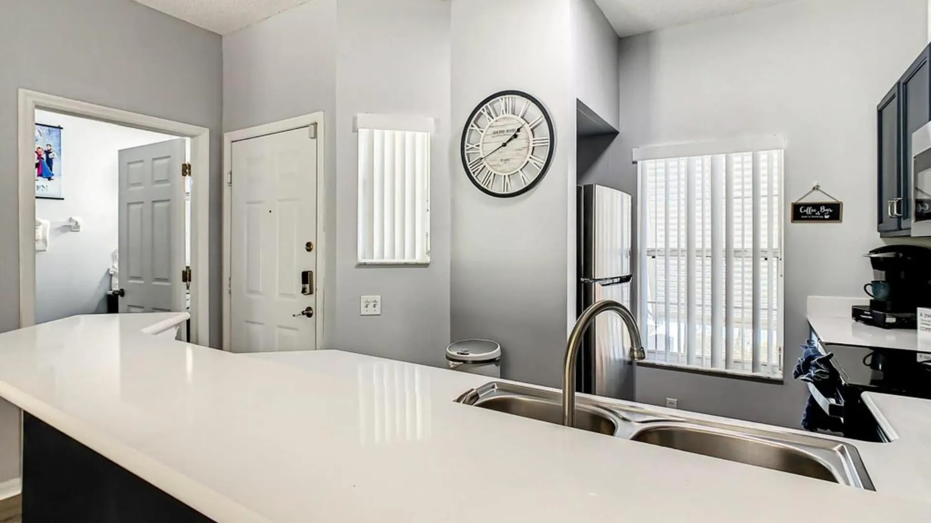 Hogwarts Escape: Magical Retreat Near Apartment Kissimmee