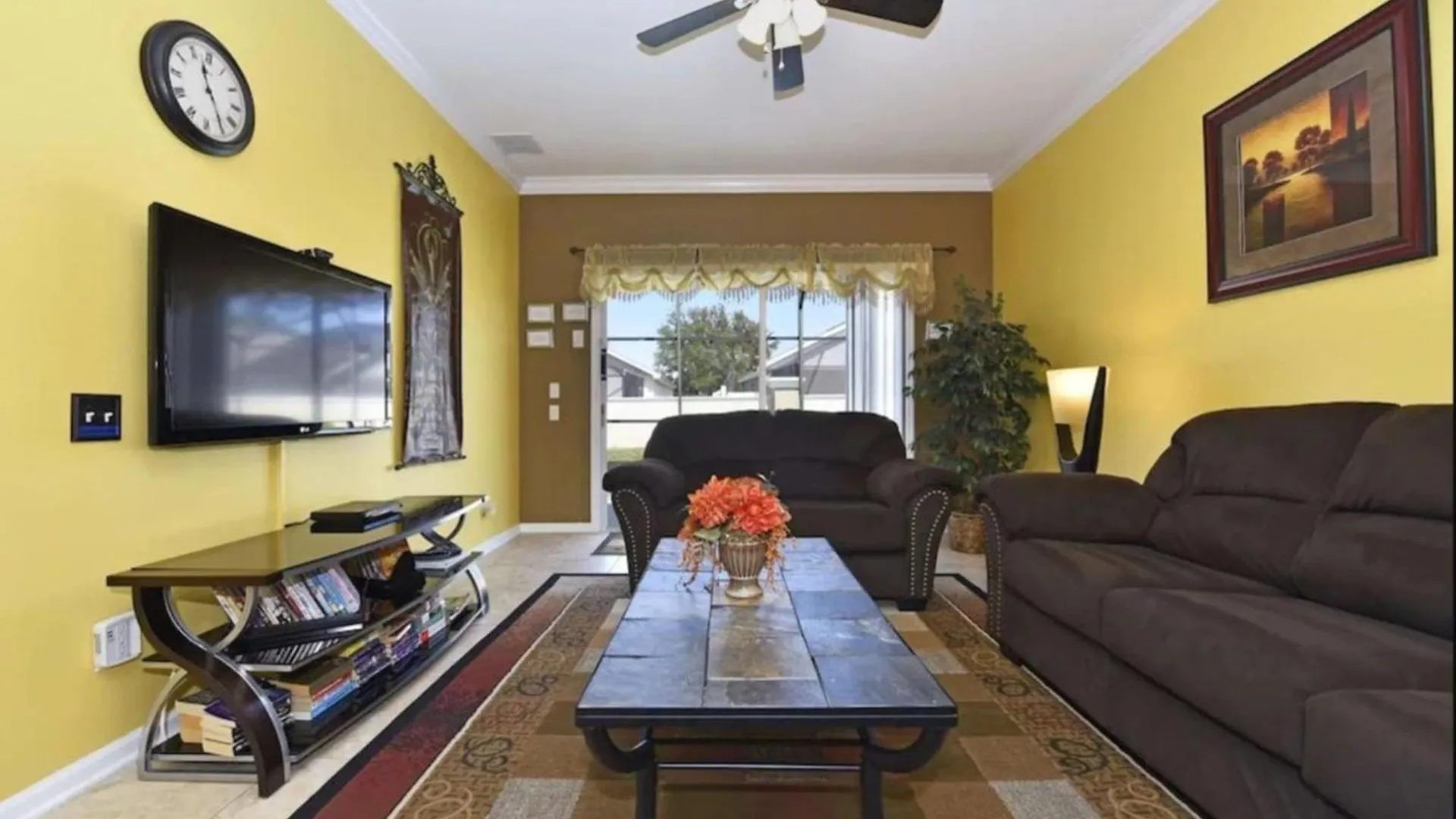 Family Near With Private Pool Villa