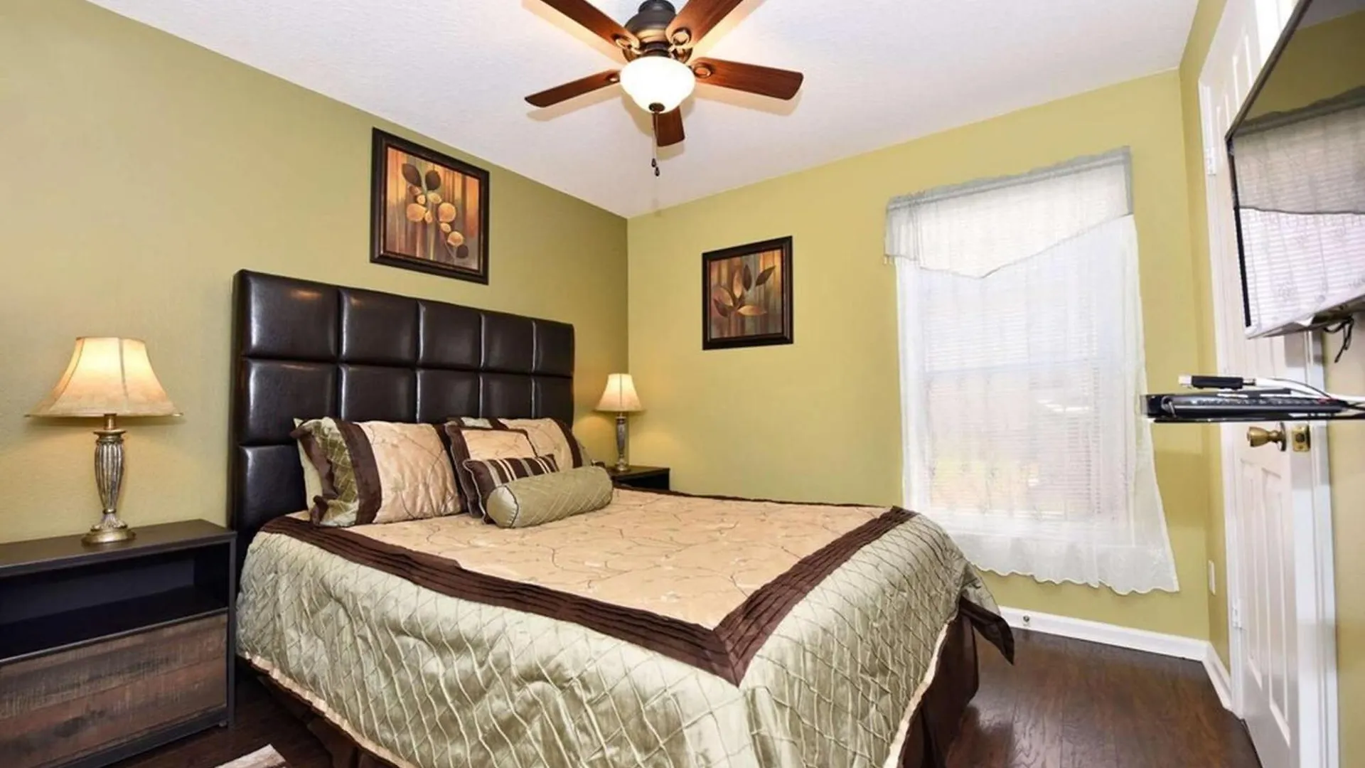 Family Near With Private Pool Villa *