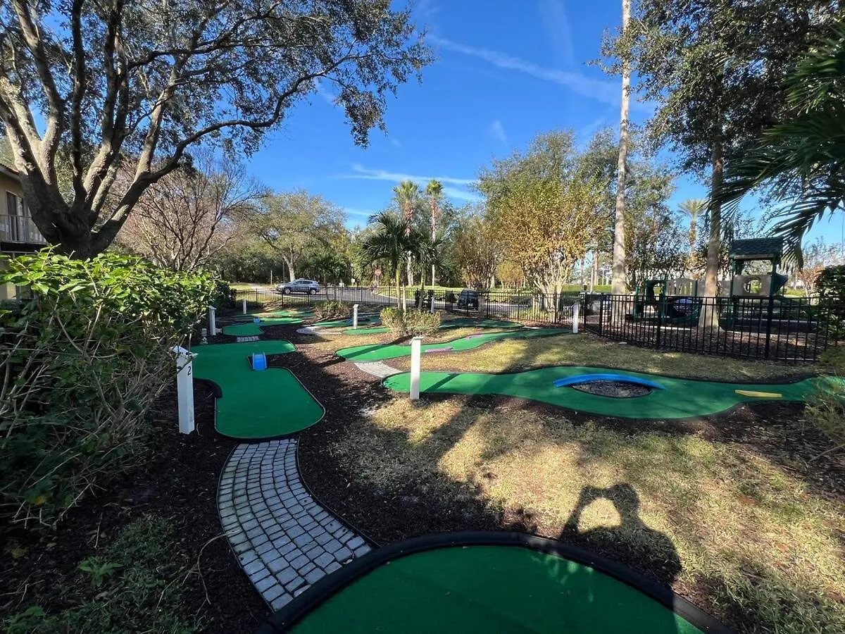Four Seasons Vacation, Heated Pool, 3mile 2 Villa Kissimmee