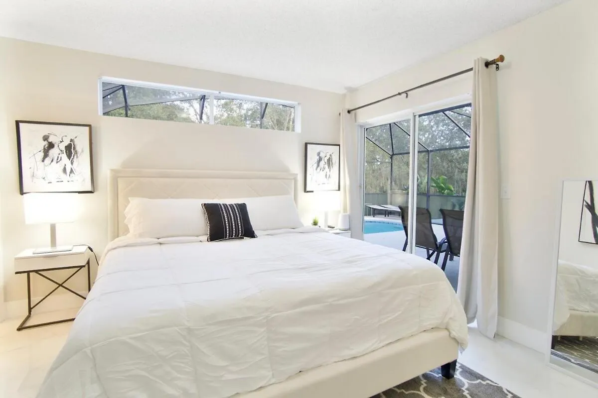 Villa Four Seasons Vacation, Heated Pool, 3mile 2 Kissimmee