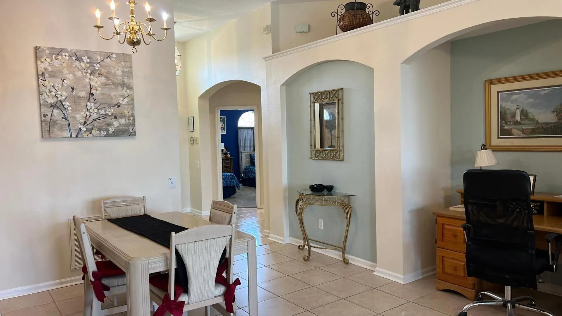 Windsor Palm 3 Miles To 4 Bedrooms *