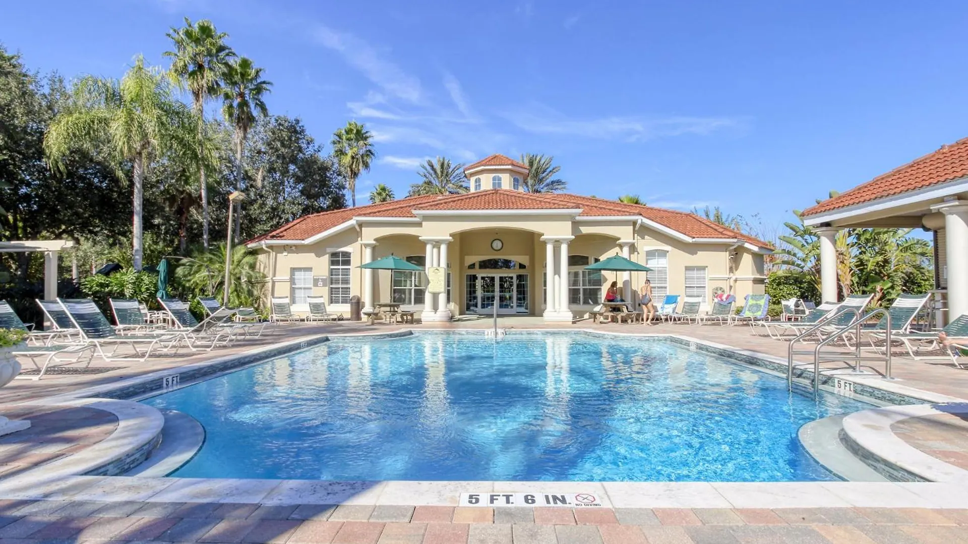 Waterfront Showcasing A Theater, Games Room, And A Private Pool * Kissimmee