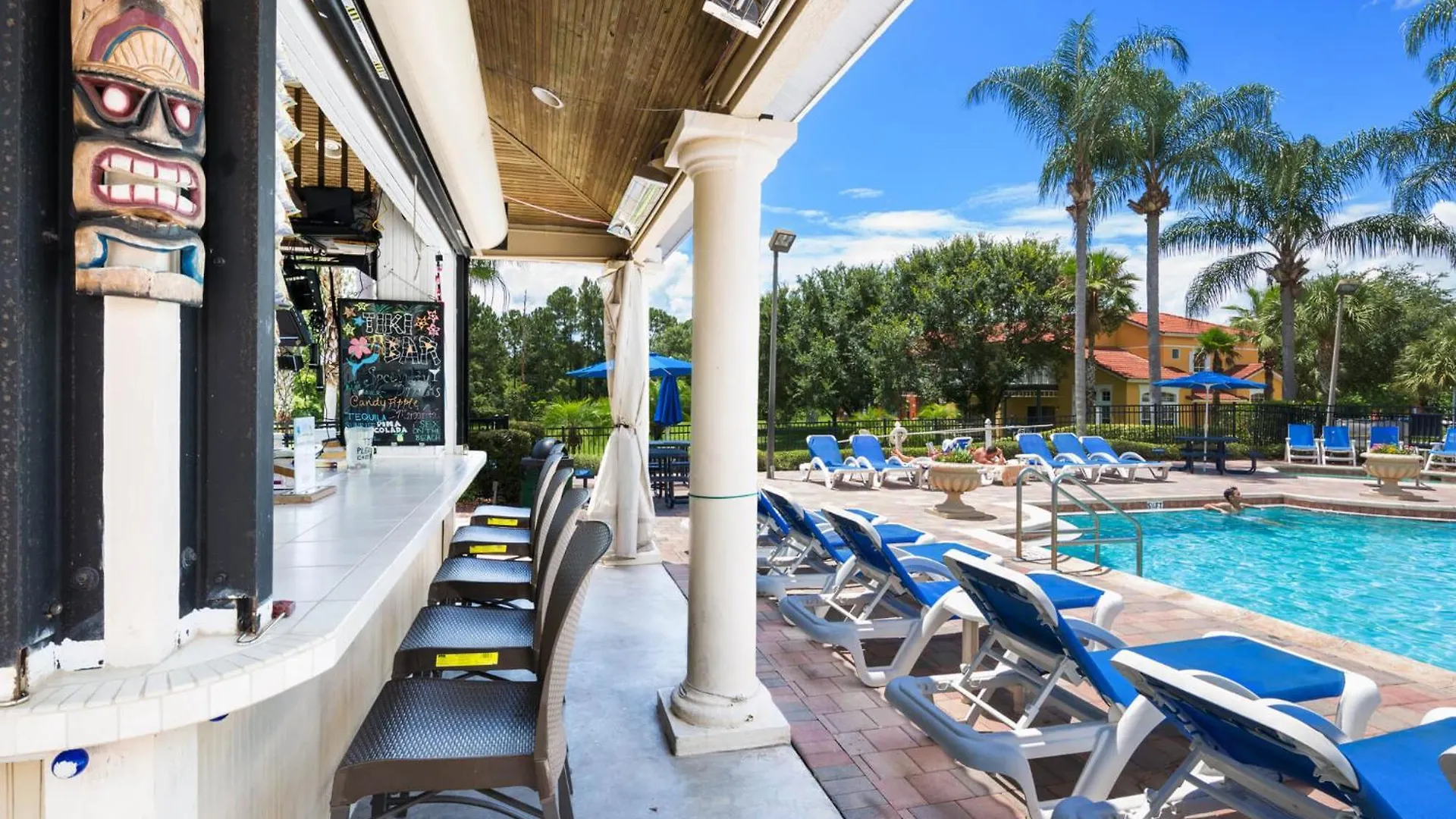 Waterfront Showcasing A Theater, Games Room, And A Private Pool *