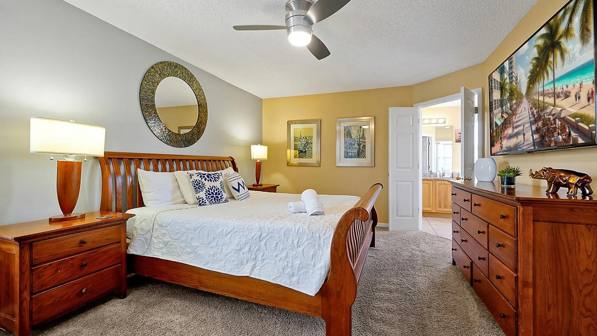 Holiday home Waterfront Showcasing A Theater, Games Room, And A Private Pool Kissimmee