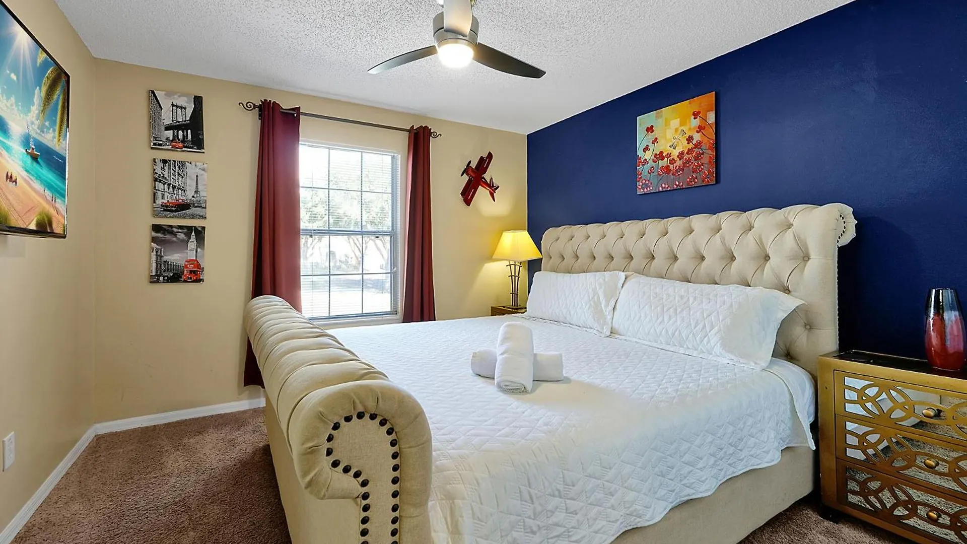 Holiday home Waterfront Showcasing A Theater, Games Room, And A Private Pool