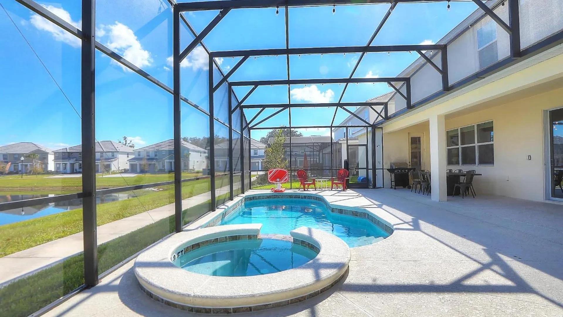 Holiday home Breathtaking Lakeside 15b Movie Theme Pool-spa