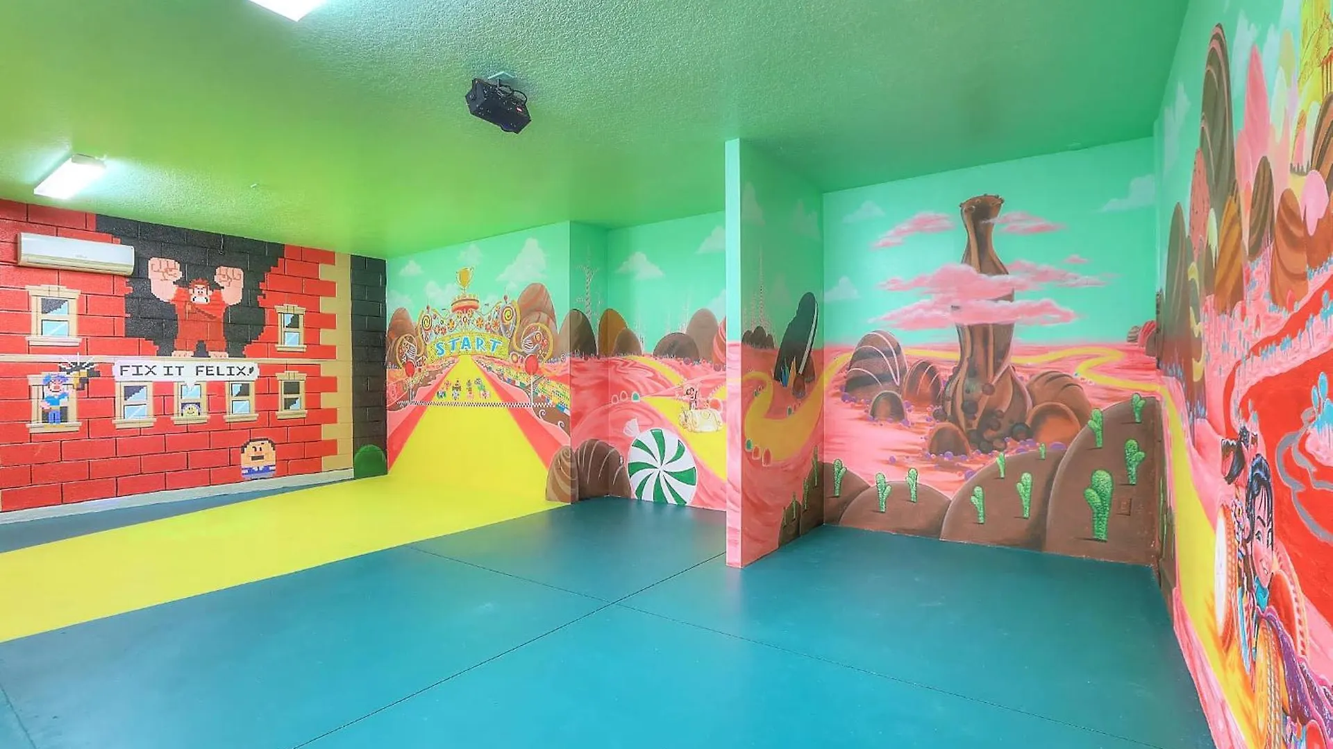 Holiday home Breathtaking Lakeside 15b Movie Theme Pool-spa Kissimmee