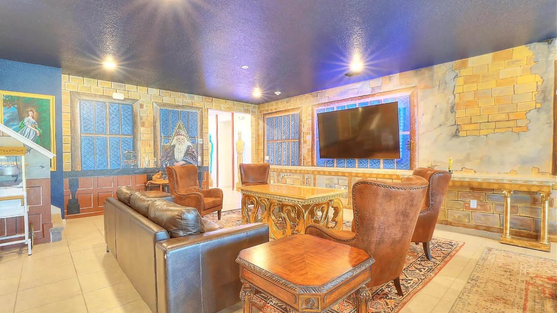 Holiday home Breathtaking Lakeside 15b Movie Theme Pool-spa *