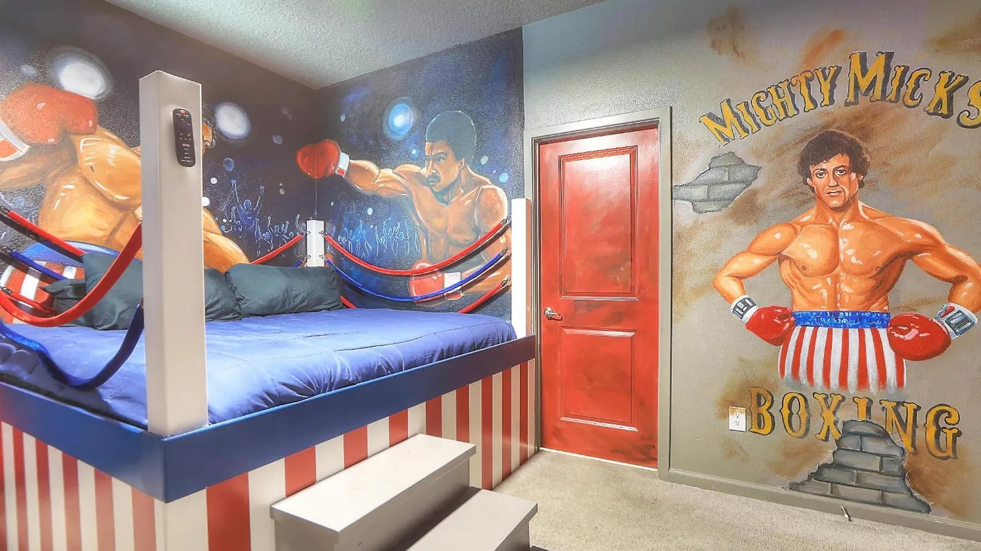 Holiday home Breathtaking Lakeside 15b Movie Theme Pool-spa
