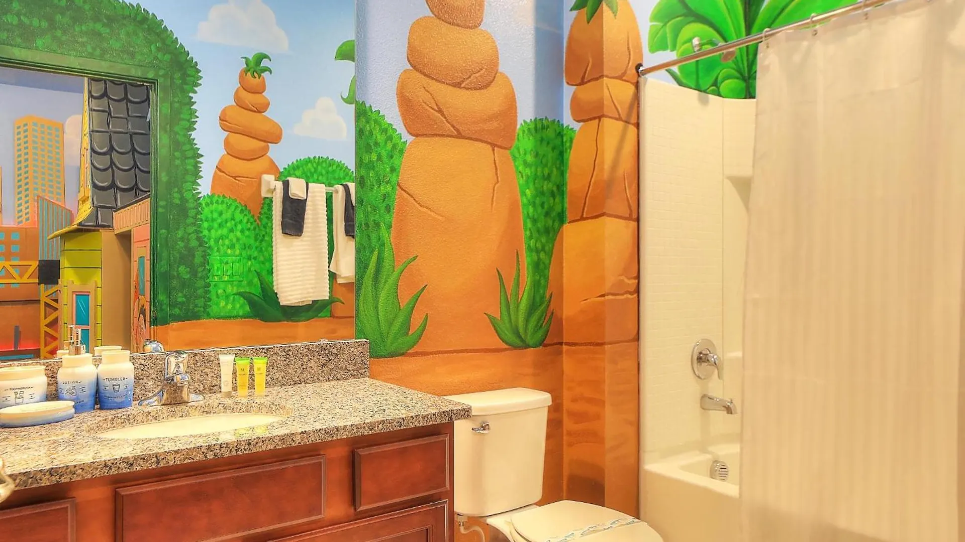 Holiday home Breathtaking Lakeside 15b Movie Theme Pool-spa Kissimmee