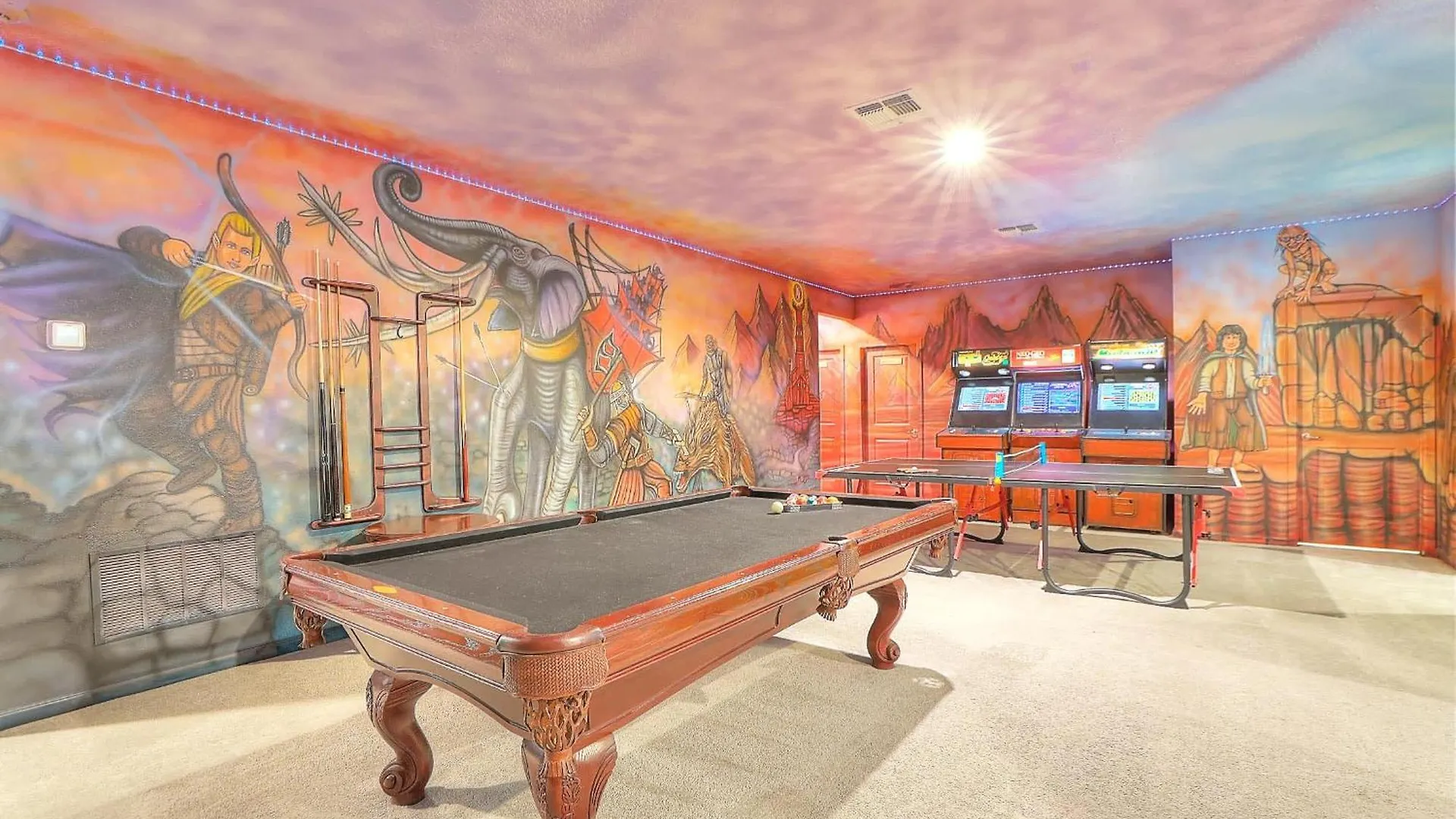 Breathtaking Lakeside 15b Movie Theme Pool-spa