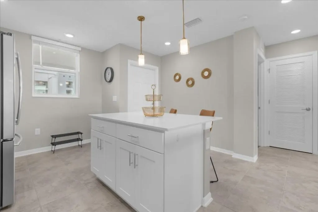 2 Bedrooms - 2 Bathrooms - Storey 3150-205 * Kissimmee