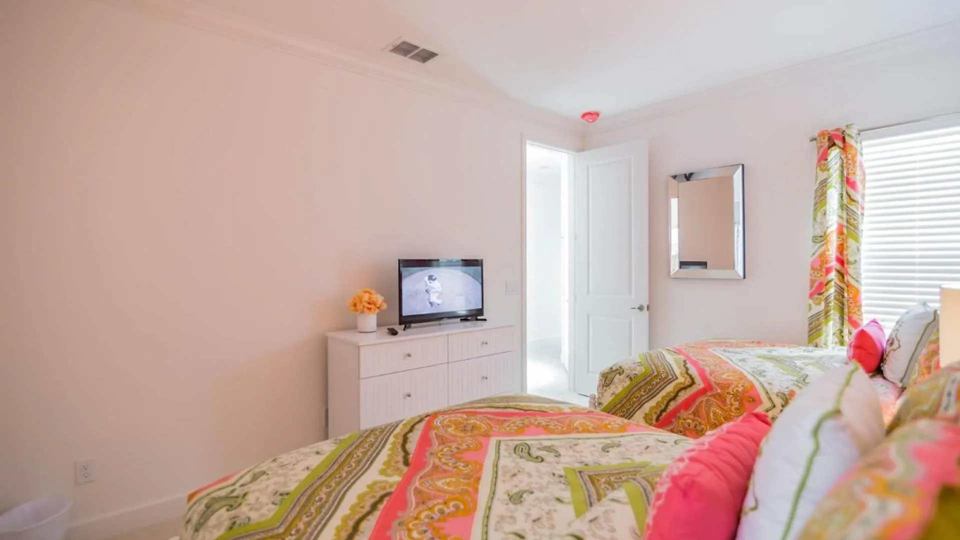 5 Bed Townhouse Near - Reunion