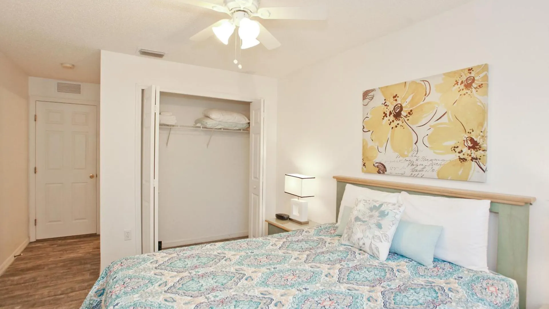 West Haven - 5br 3ba Villa *