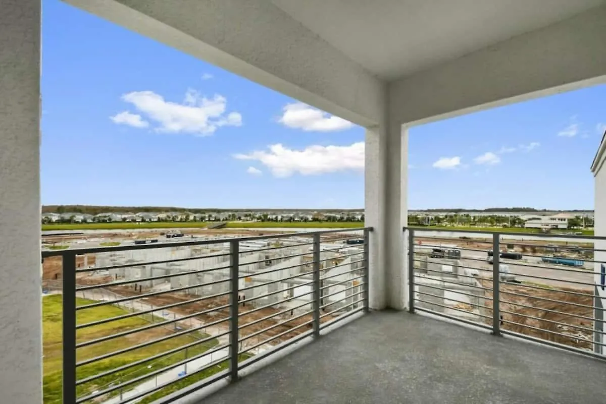 Apartment 3120 Brand New Stunning *