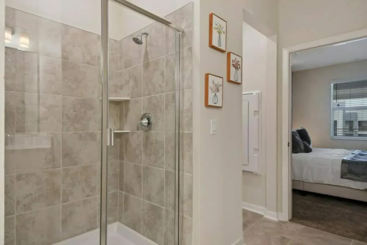 3120 Brand New Stunning Kissimmee