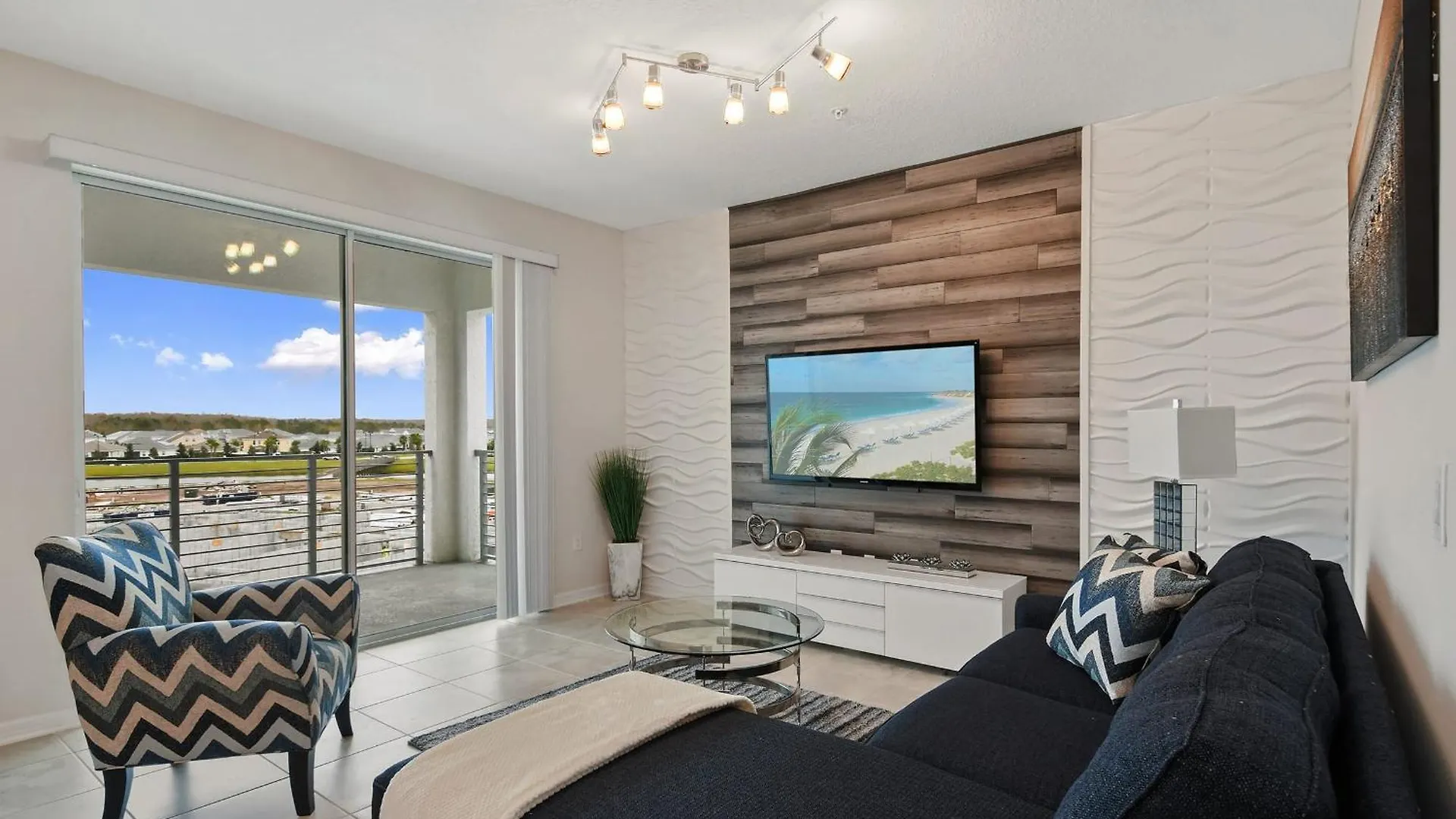 Apartment 3120 Brand New Stunning