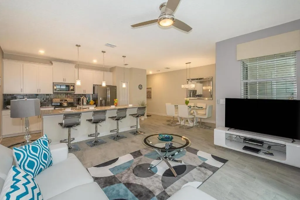 Luxury 18 Minutes Away From Disney! 度假居 *