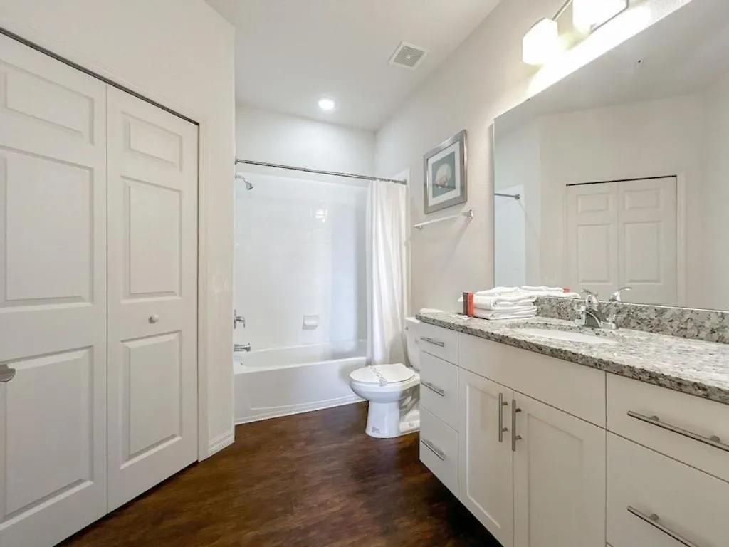 3228 Cozy Townhouse Fl