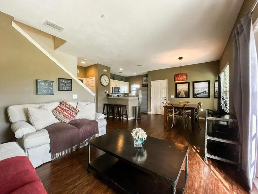 3228 Cozy Townhouse Fl Villa