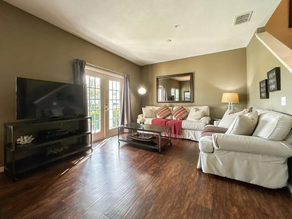 Villa 3228 Cozy Townhouse Fl