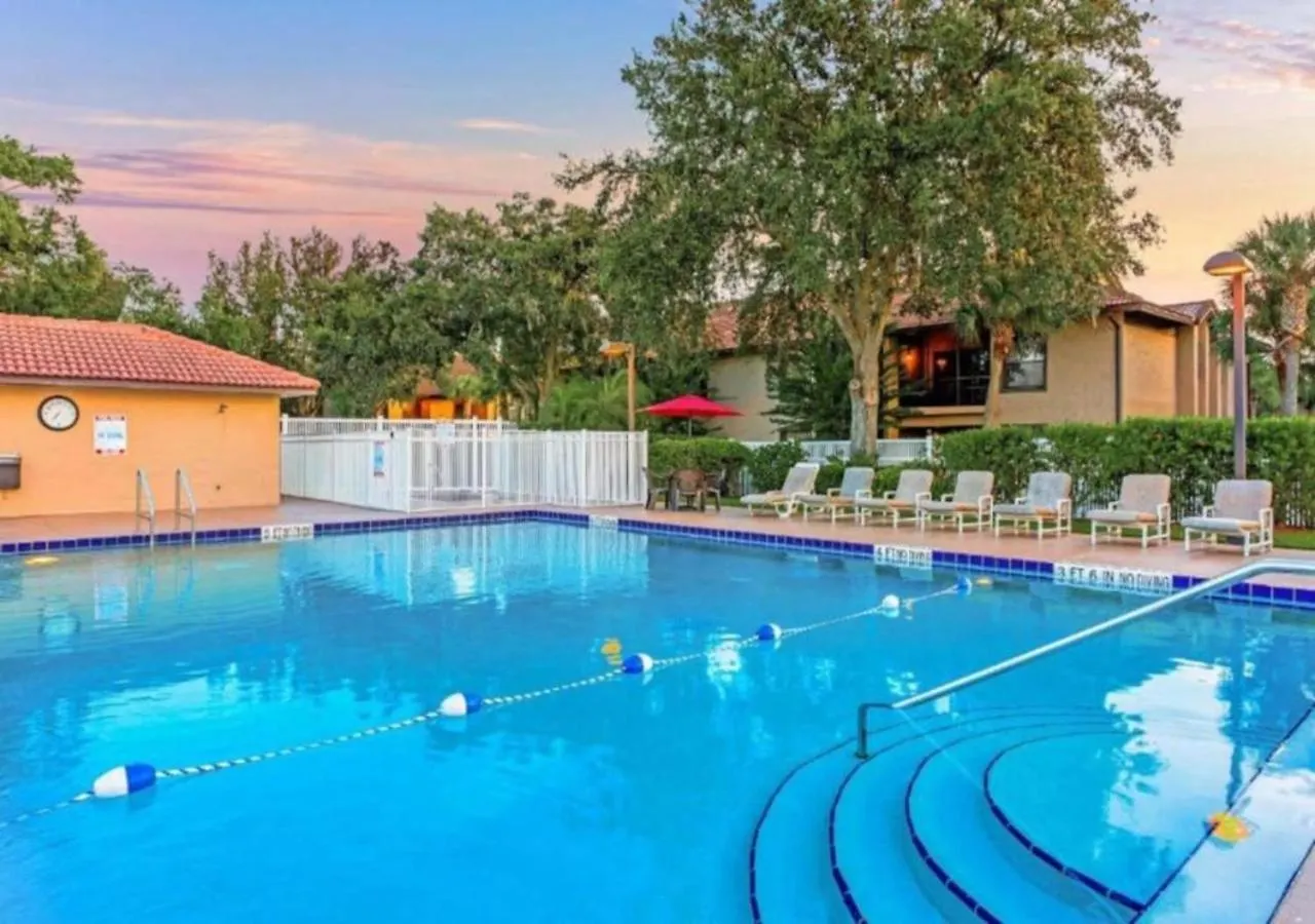Diamond - Alhambra At Poinciana 1bd
