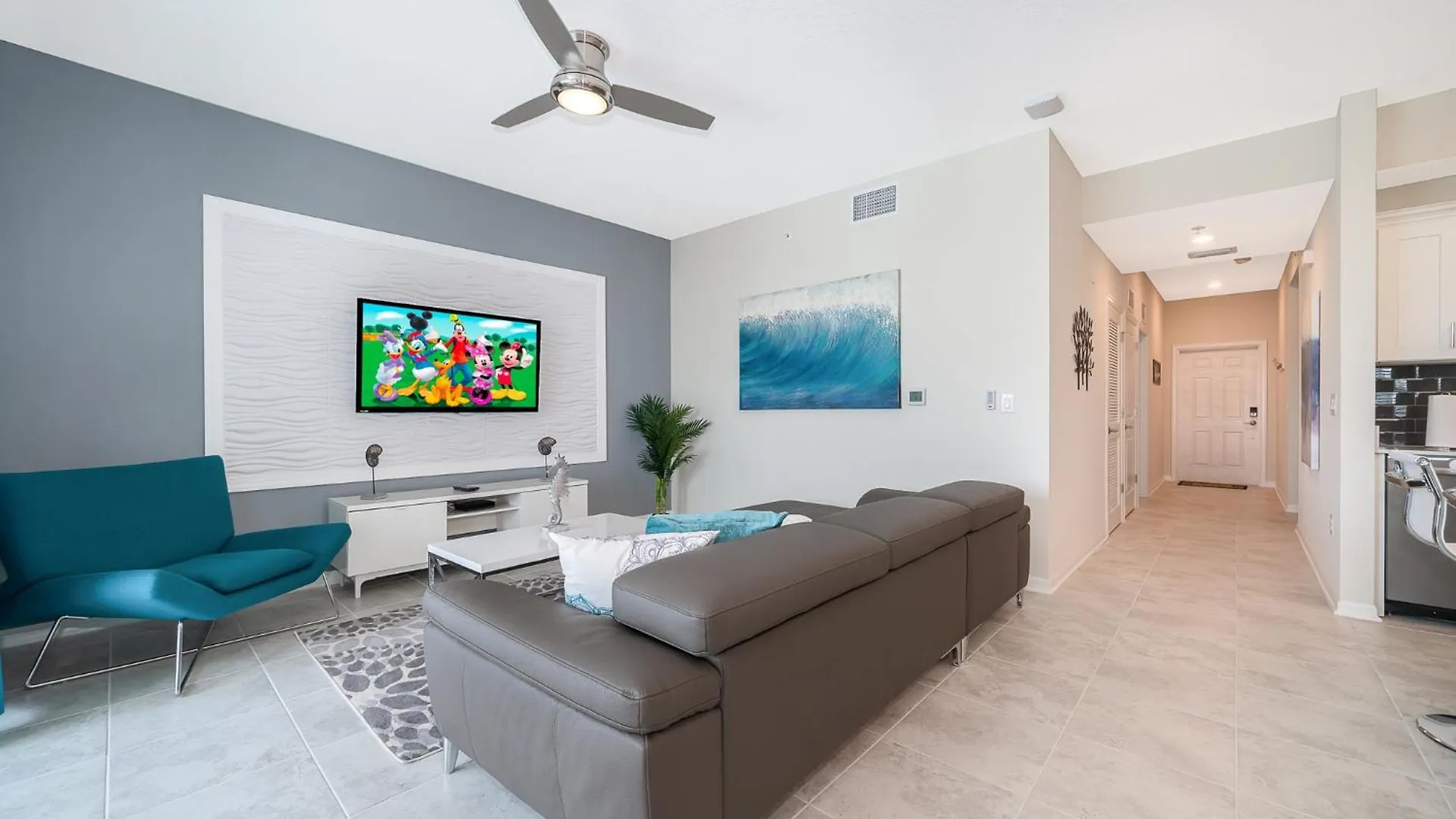 Spectacular 2bed 2bath 5min From * 基西米