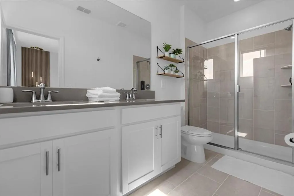 6 Bedrooms- 5 Bathrooms- Champions Gate 8923 Tw Holiday home Kissimmee