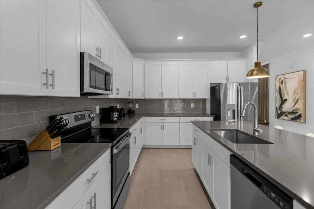 6 Bedrooms- 5 Bathrooms- Champions Gate 8923 Tw * Kissimmee