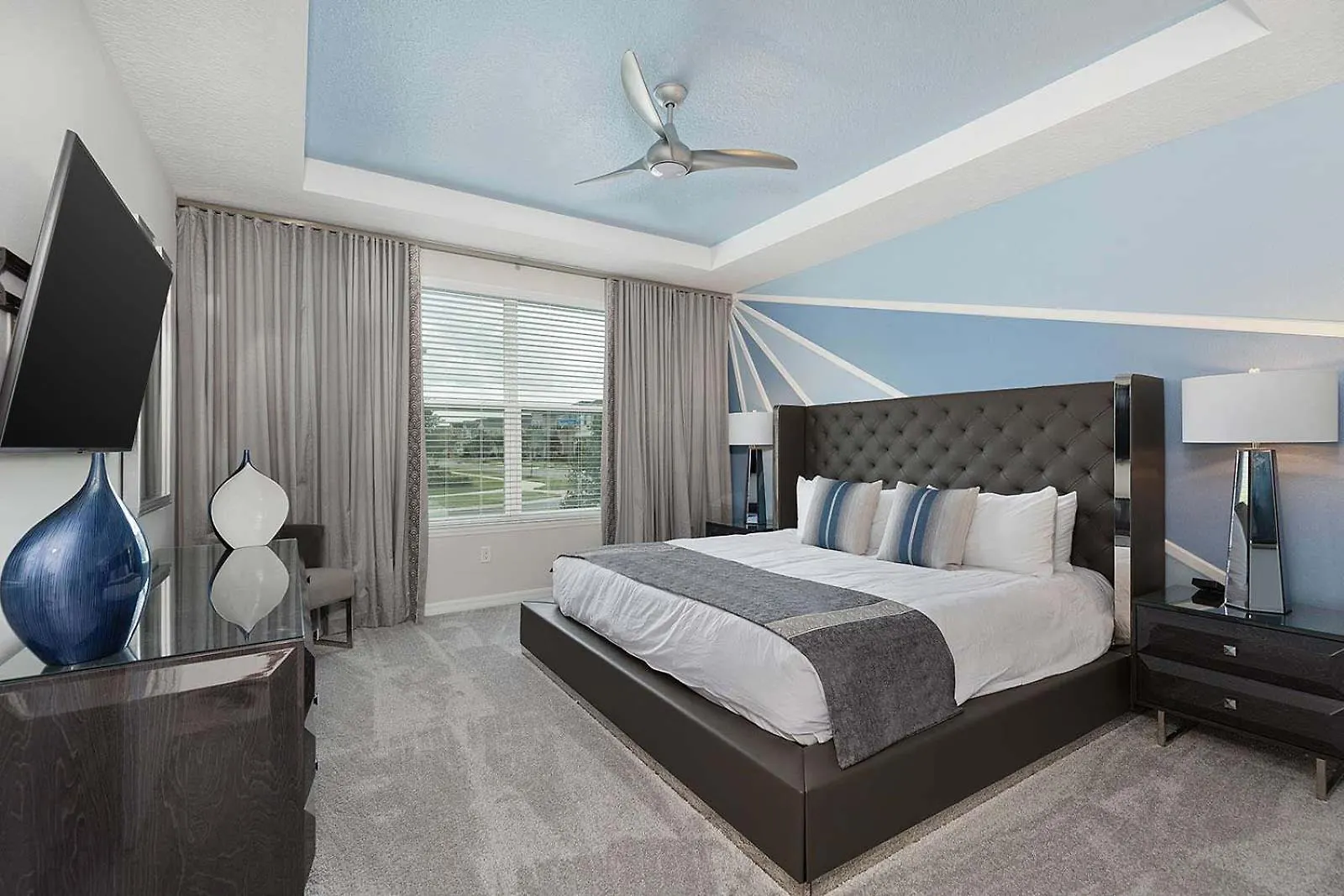 Fab Near With Gamer Br, Theater & Arcade Villa