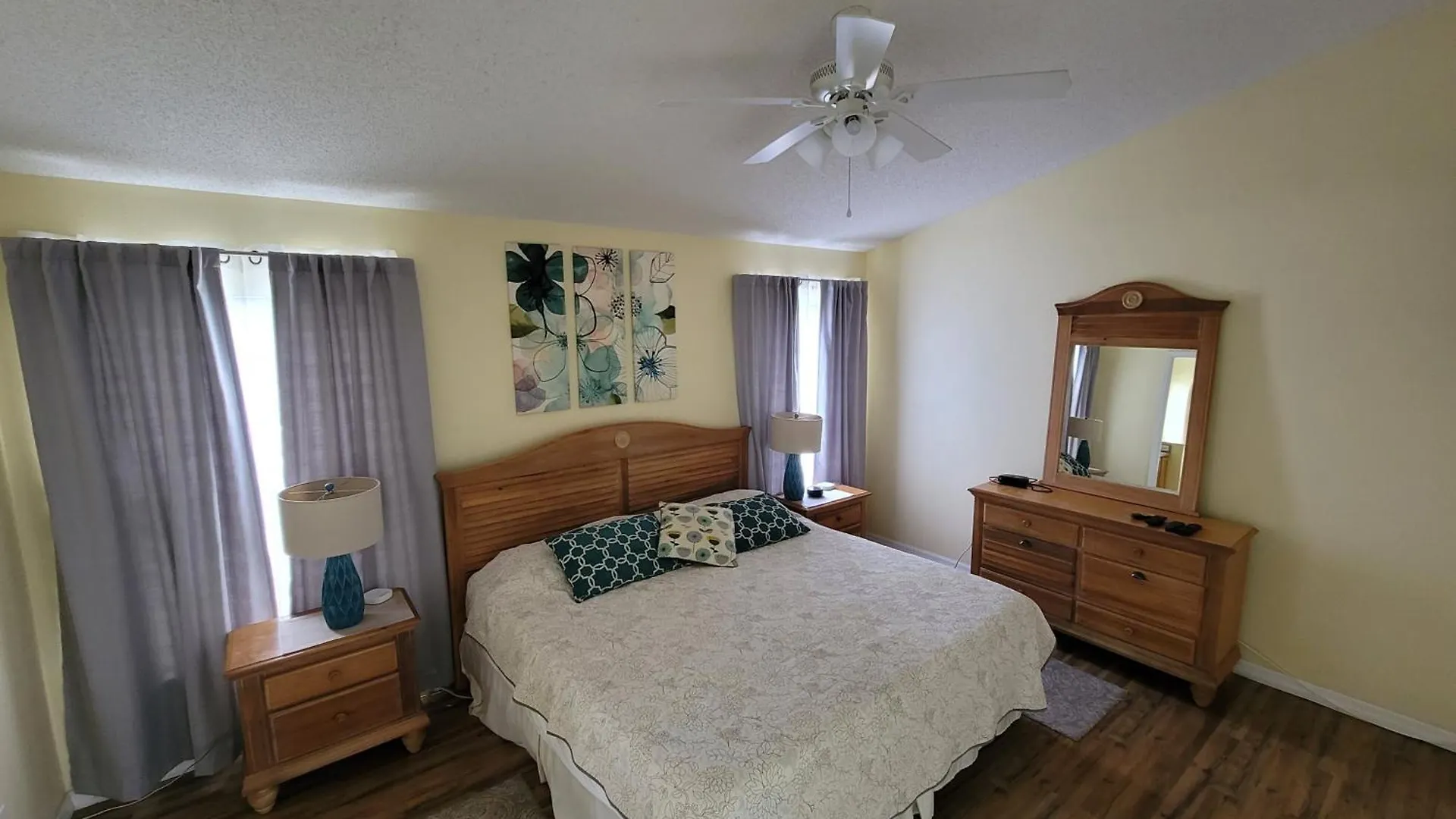8056 Indian Creek Blvd Holiday home *