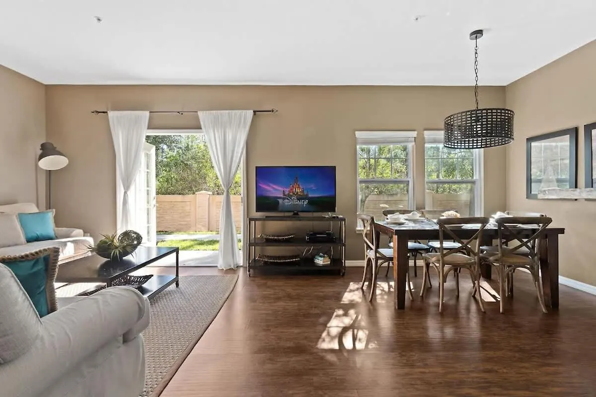 Cozy Decor 4br At West Lucaya Wl8972 Holiday home