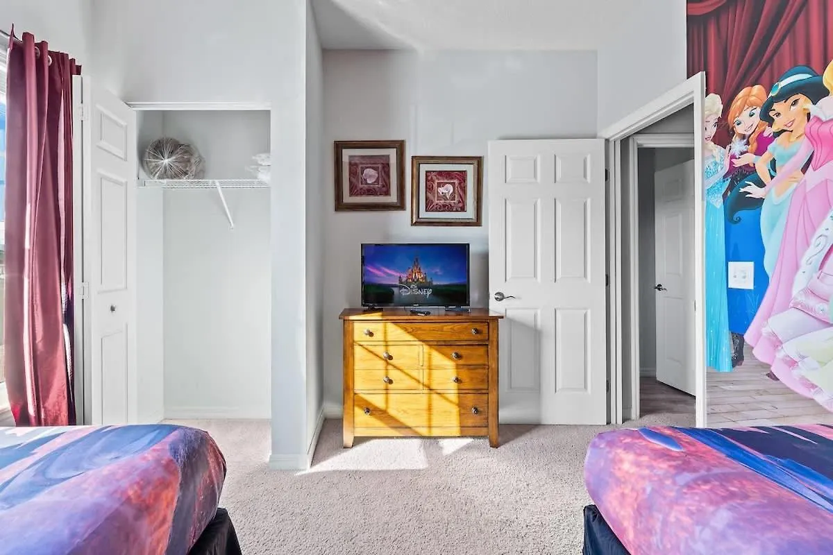 4br Community Pool Across The Street Wl8989 *