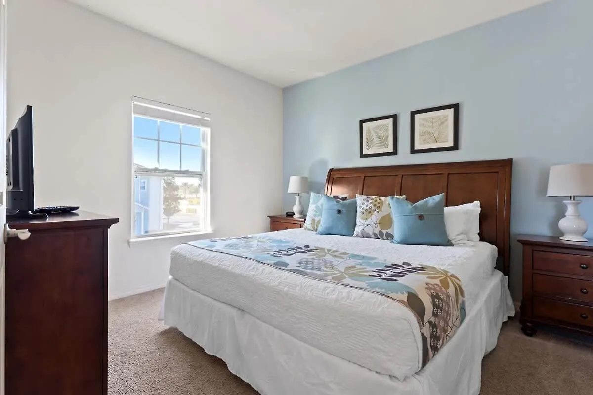 Holiday home Cozy Decor 4br At West Lucaya Wl8972 *