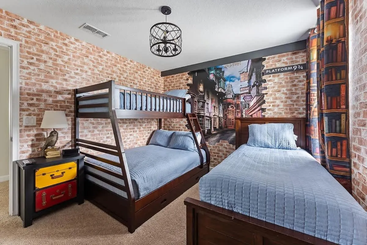 5br Themed Bedrooms At Storey Sl4702 * Kissimmee