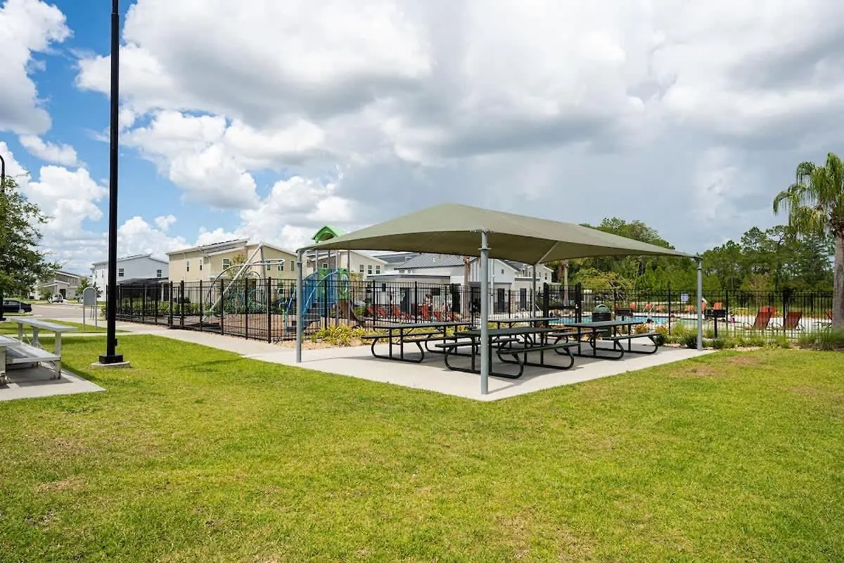 2 Bedroom Modern Near Sl4741 Kissimmee