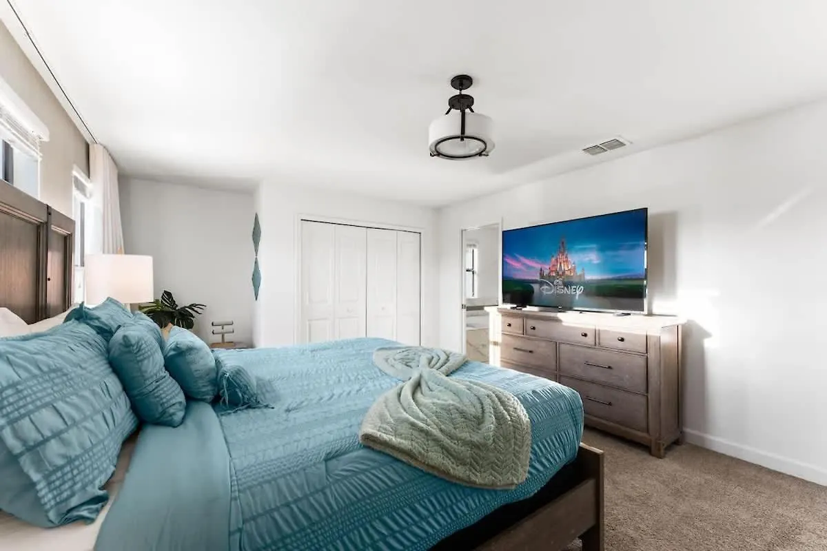 Holiday home Luxury Decor 6br At Storey Sleeps 16 Sl2945