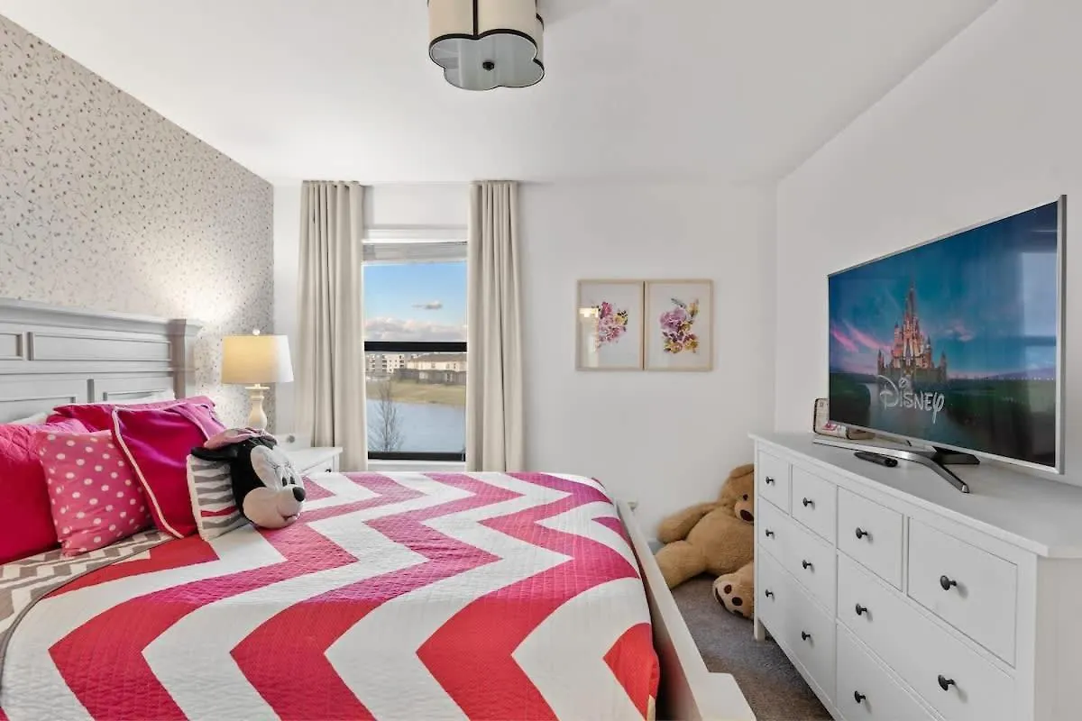 Holiday home Luxury Decor 6br At Storey Sleeps 16 Sl2945 *