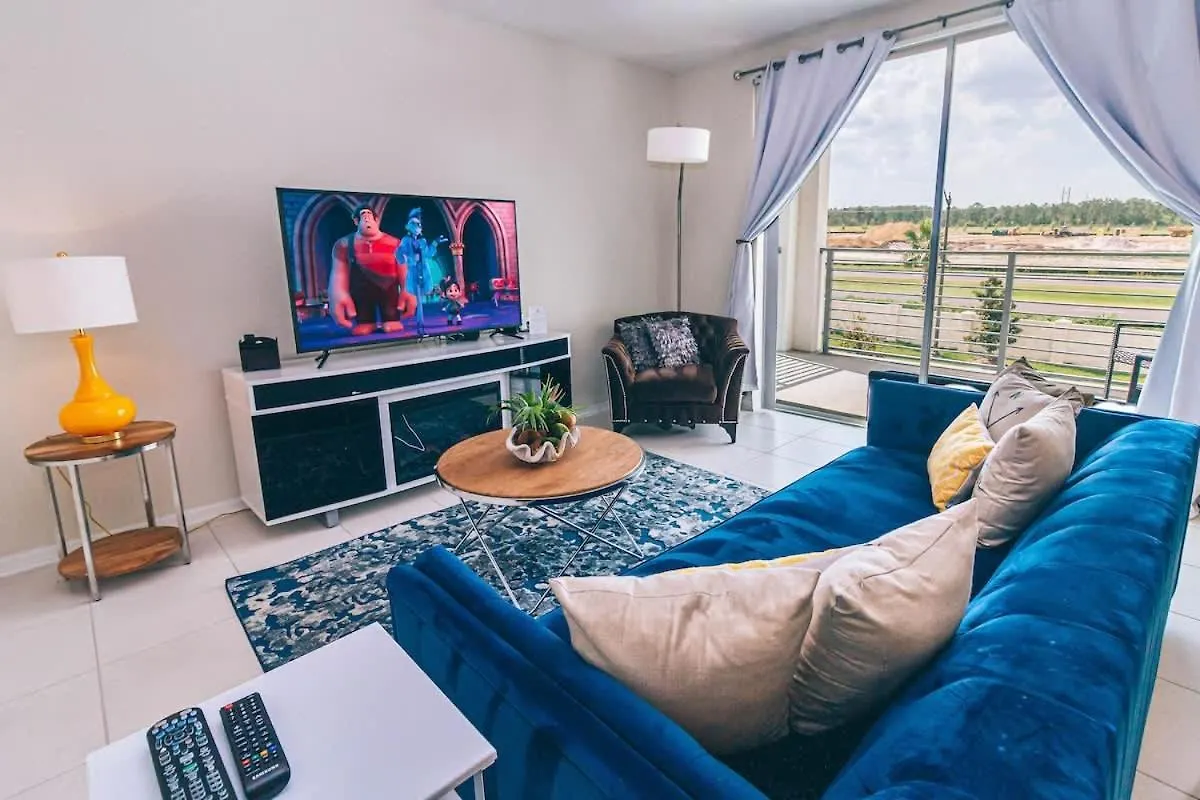 2 Bedroom Modern Near Sl4741 *