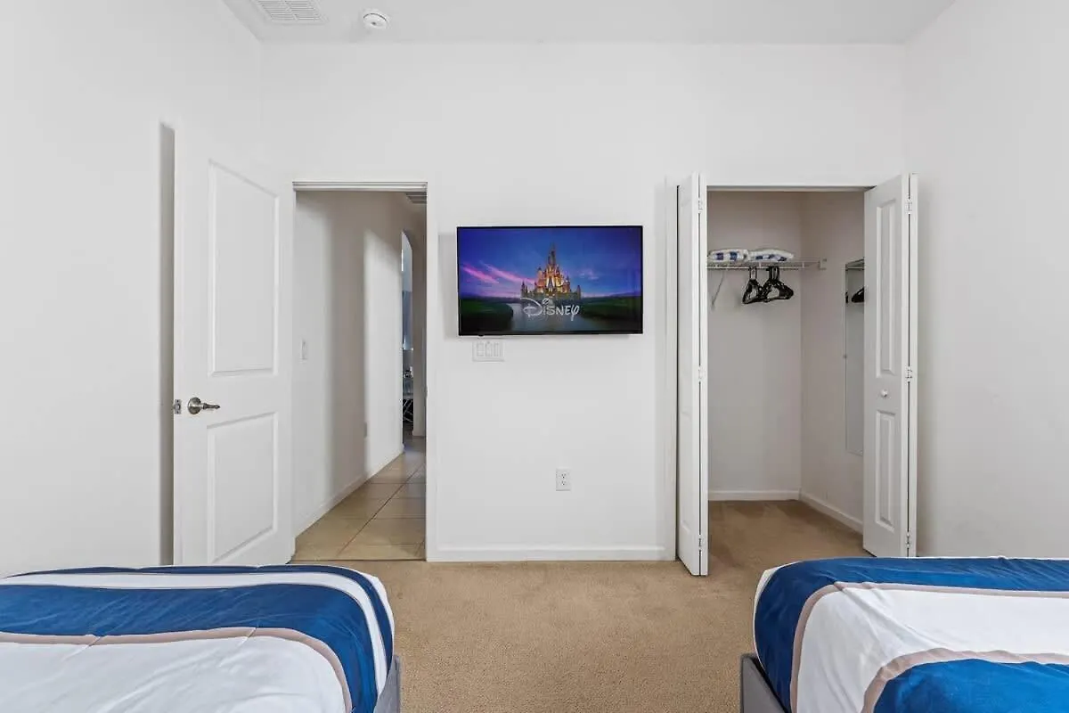 Holiday home Ground Floor Gathering Up To 9 Guests Bl387