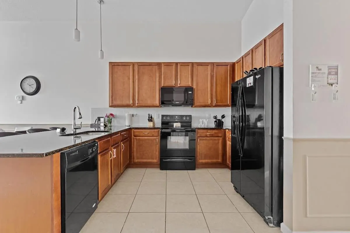 Ground Floor Gathering Up To 9 Guests Bl387 *