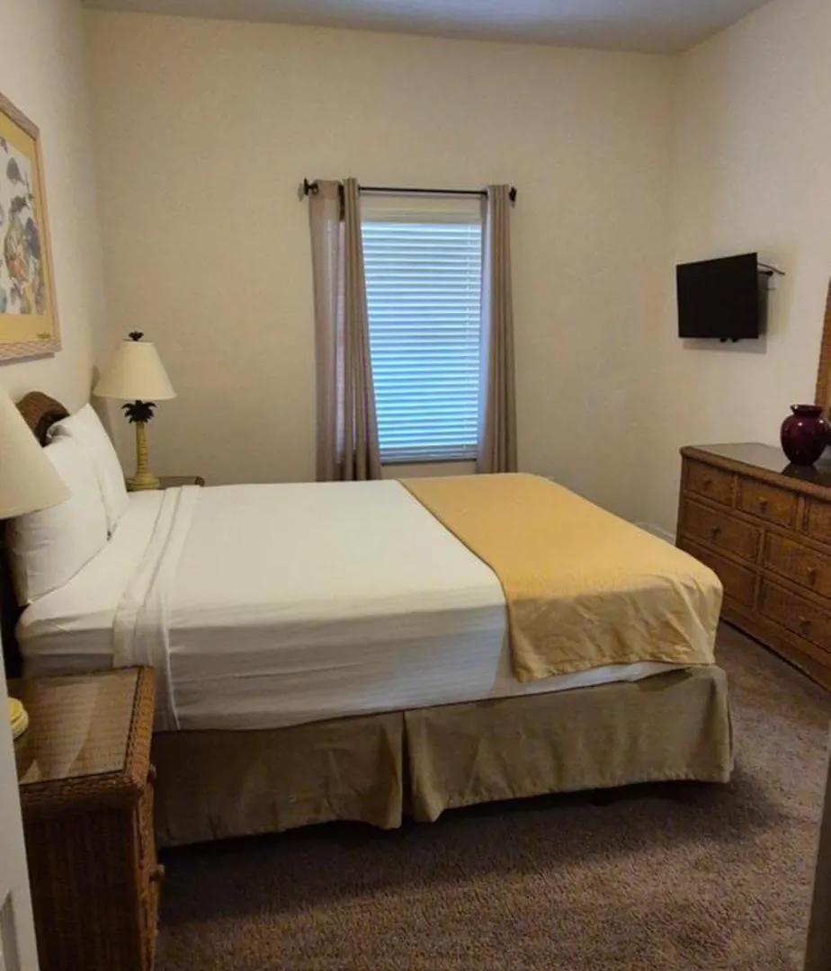 16109 Bahama Bay Apartment *
