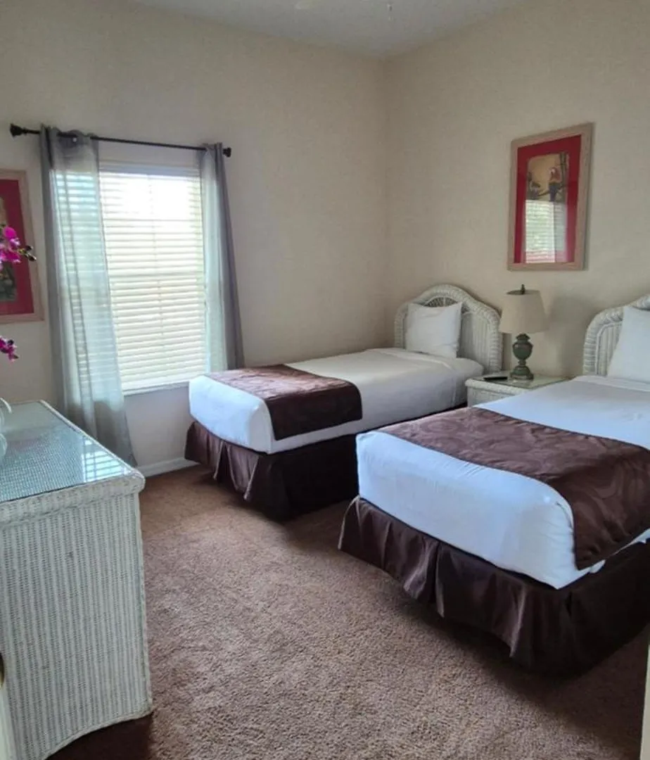 16109 Bahama Bay