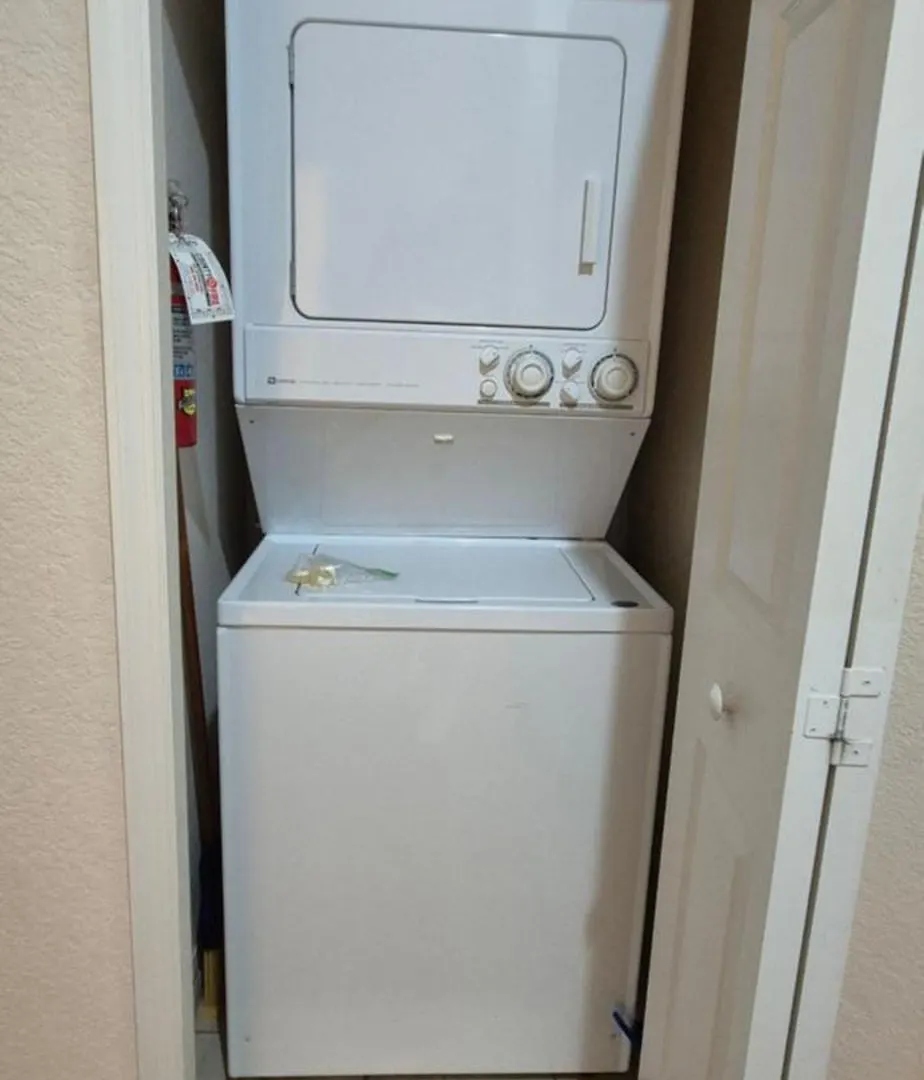 16109 Bahama Bay Apartment