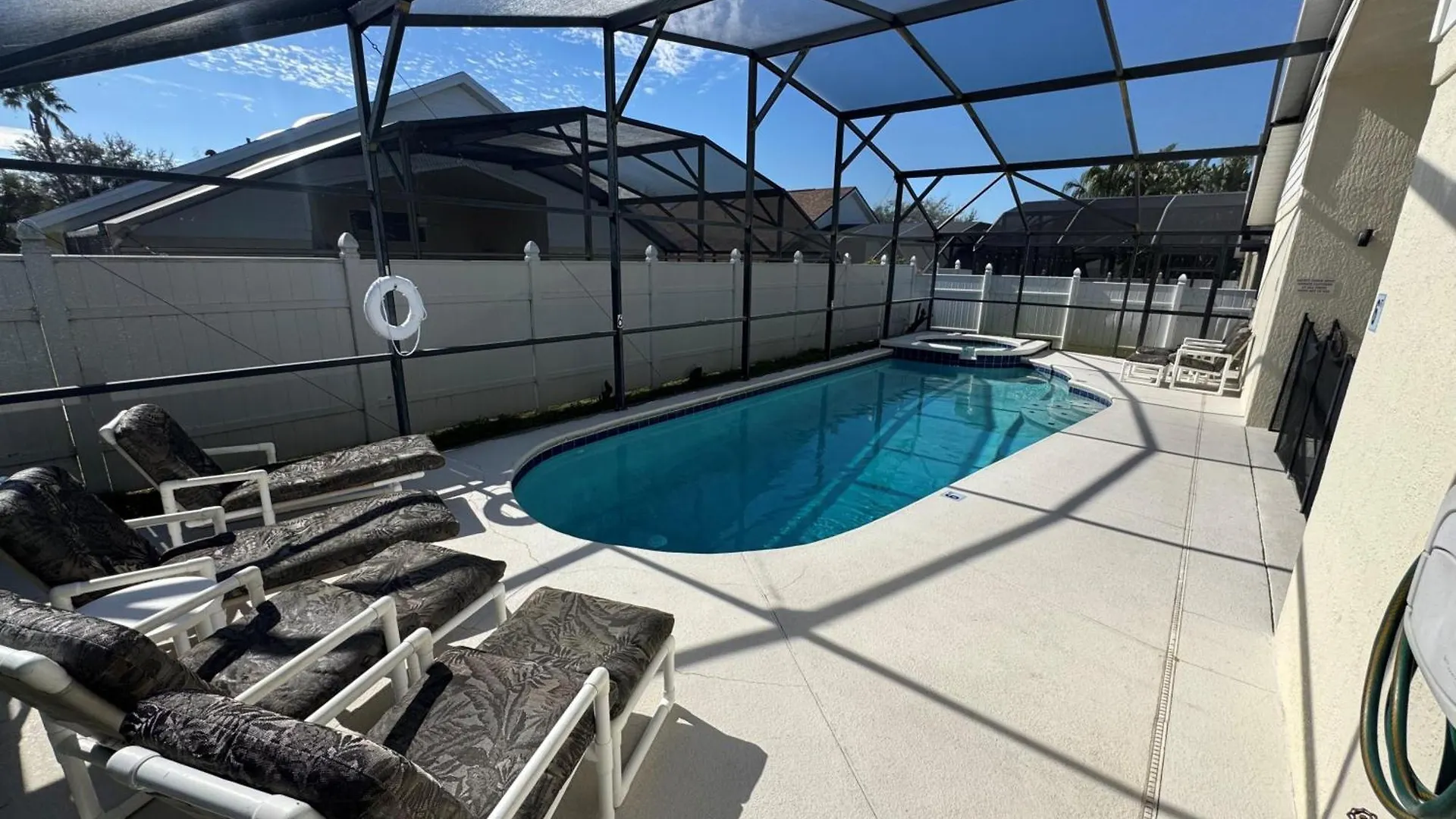 Daisy's Den - Five Bedroom * Kissimmee