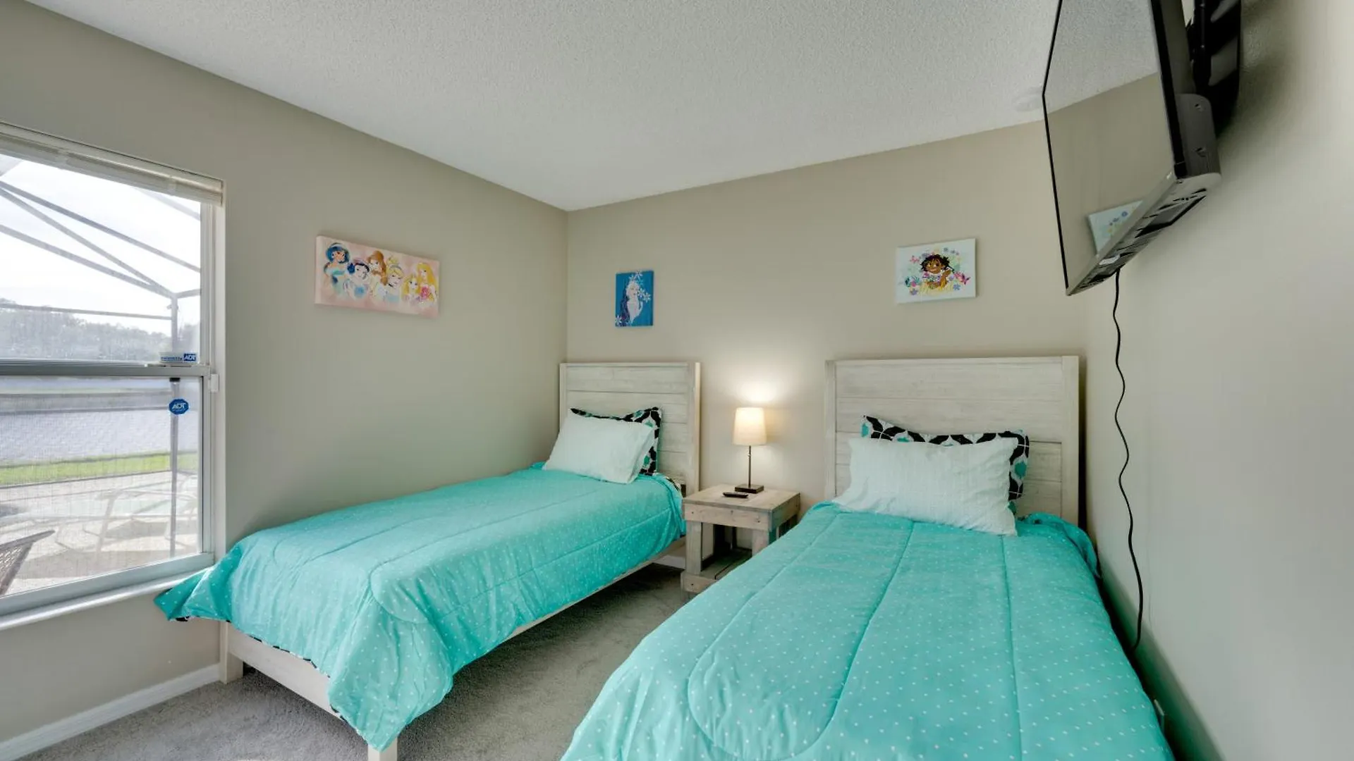 Getaway With Pool About 7 Mi To Disney! Holiday home *