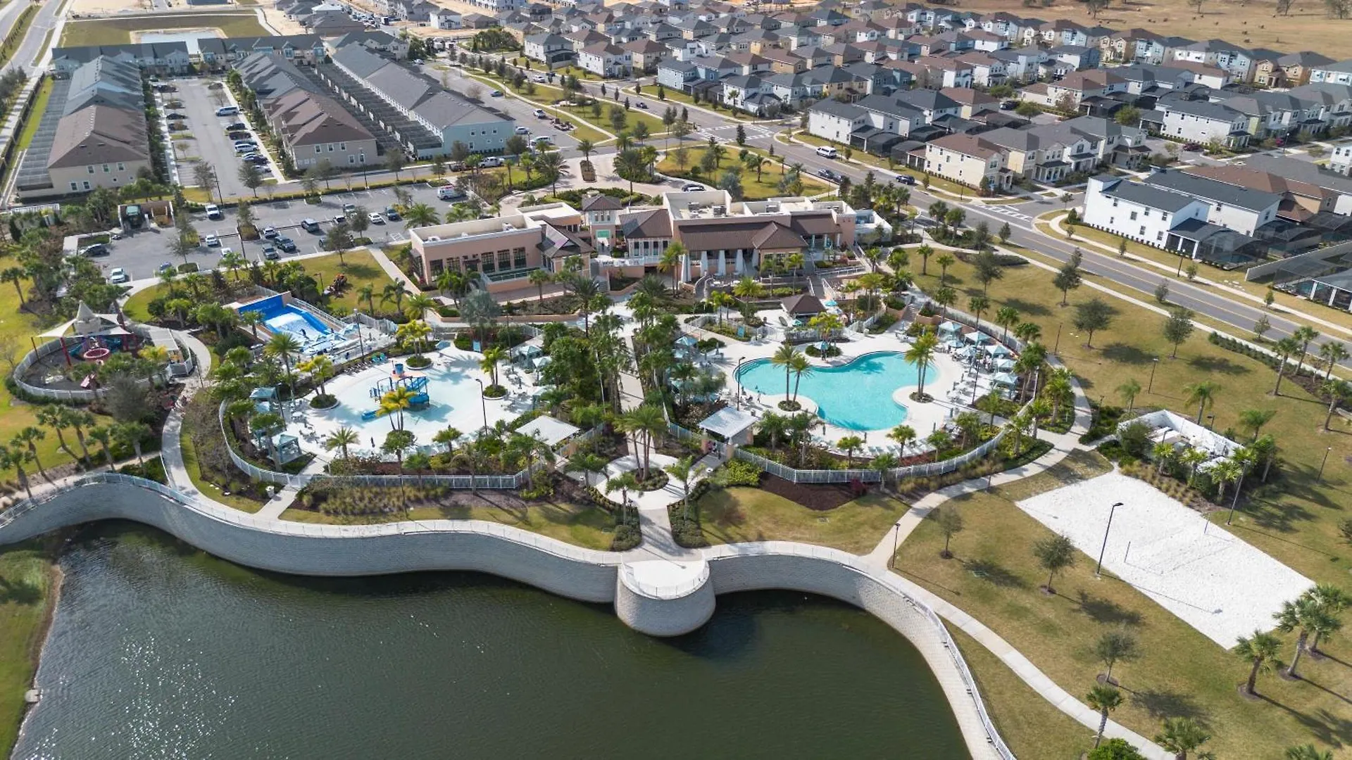Amazing 9 Bedrooms With Pool Solara